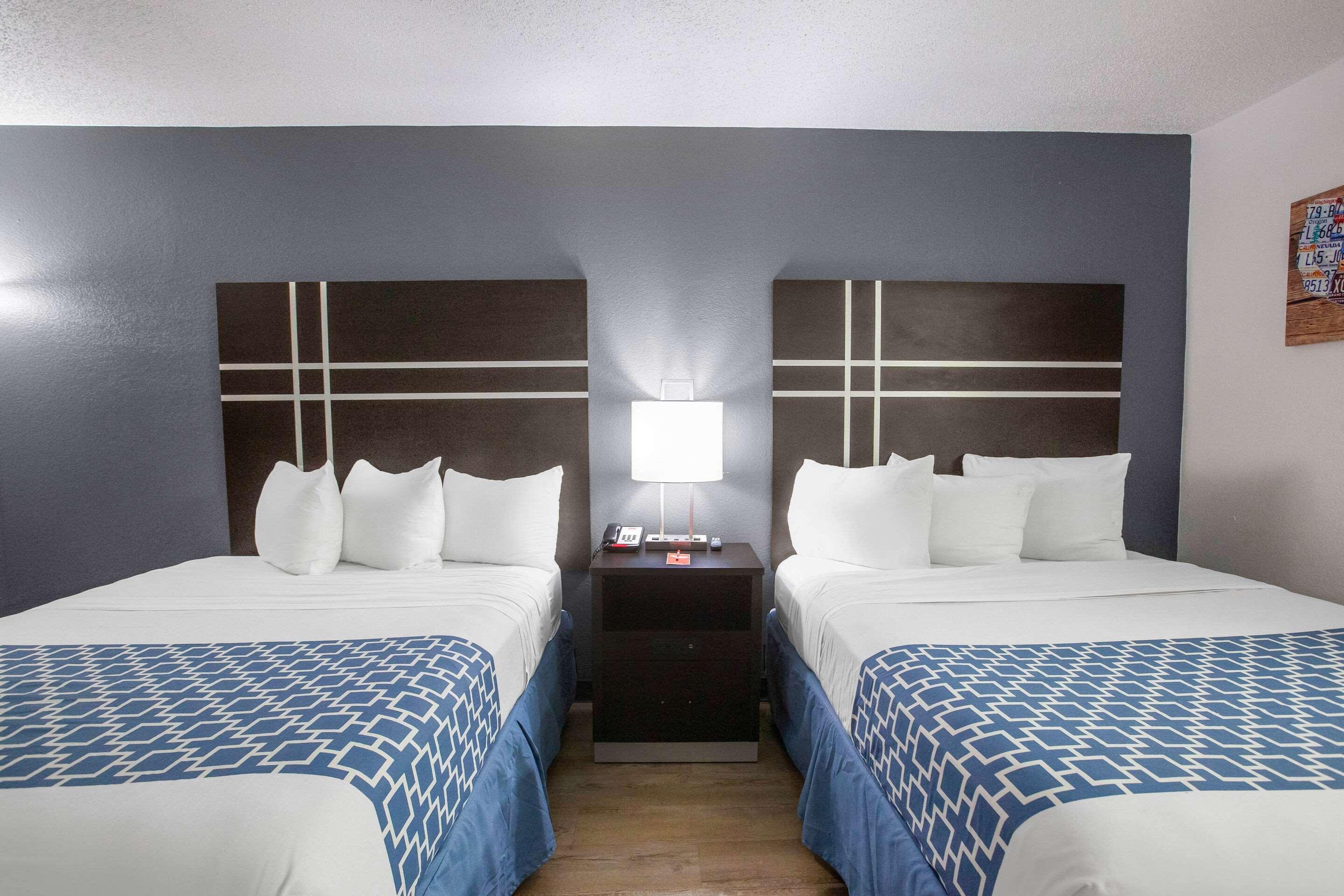 Econo Lodge Lithonia Buitenkant foto