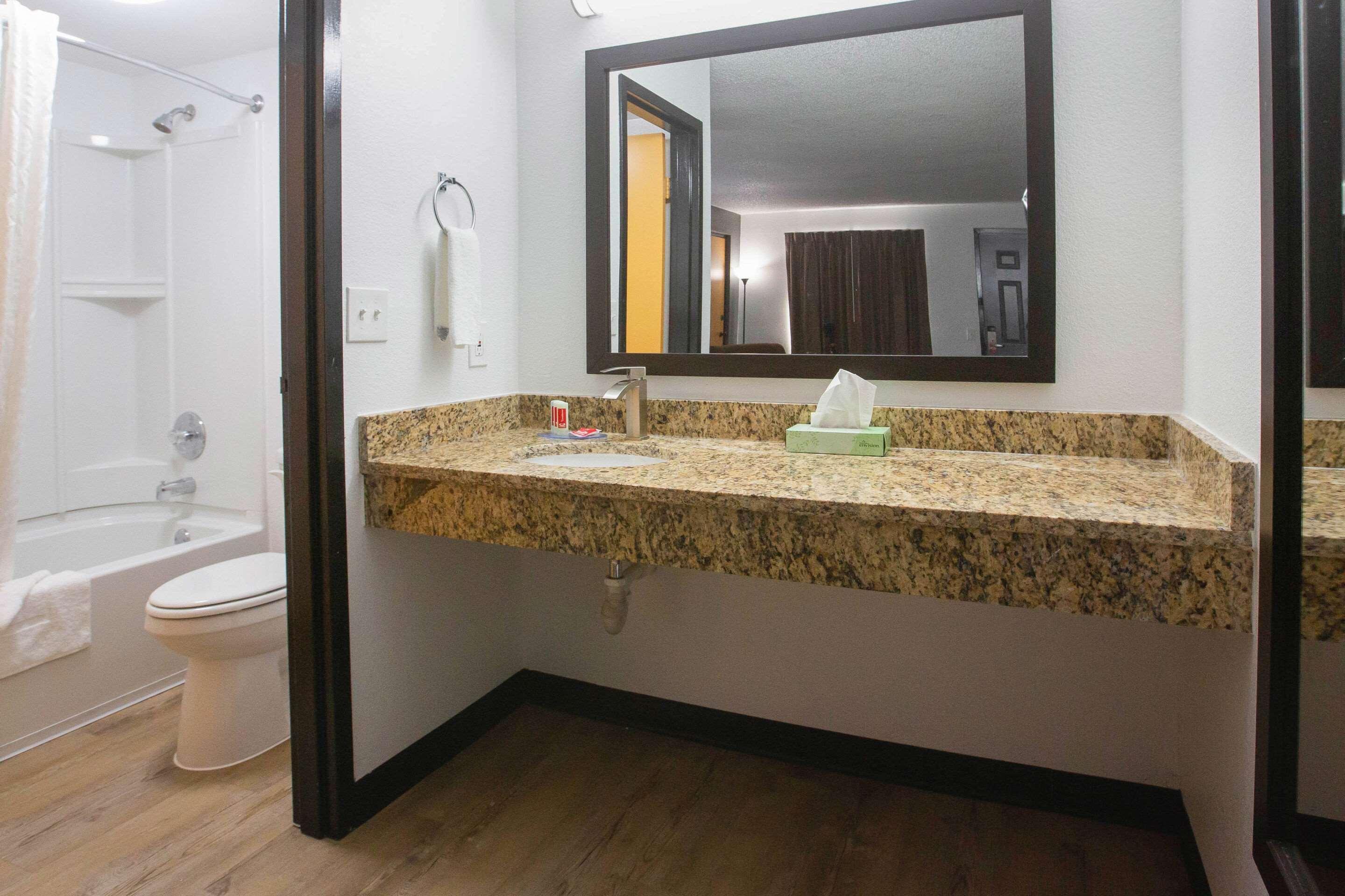 Econo Lodge Lithonia Buitenkant foto