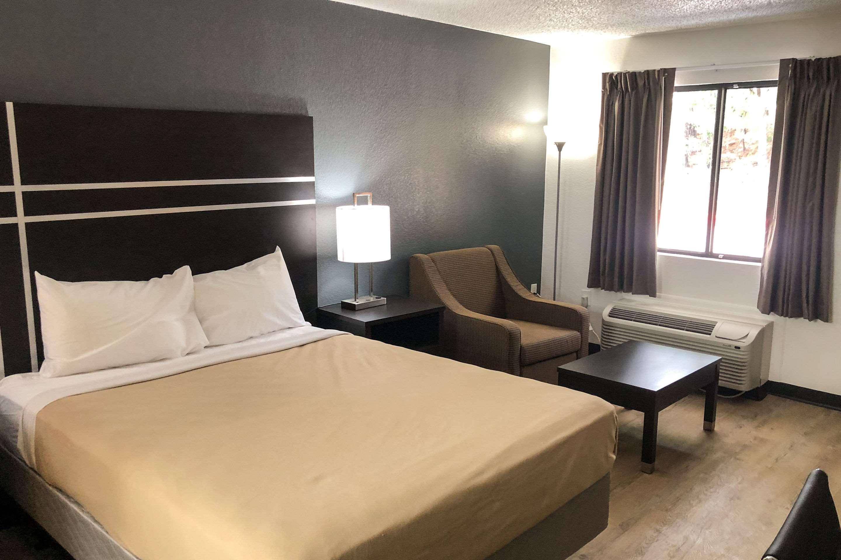 Econo Lodge Lithonia Buitenkant foto