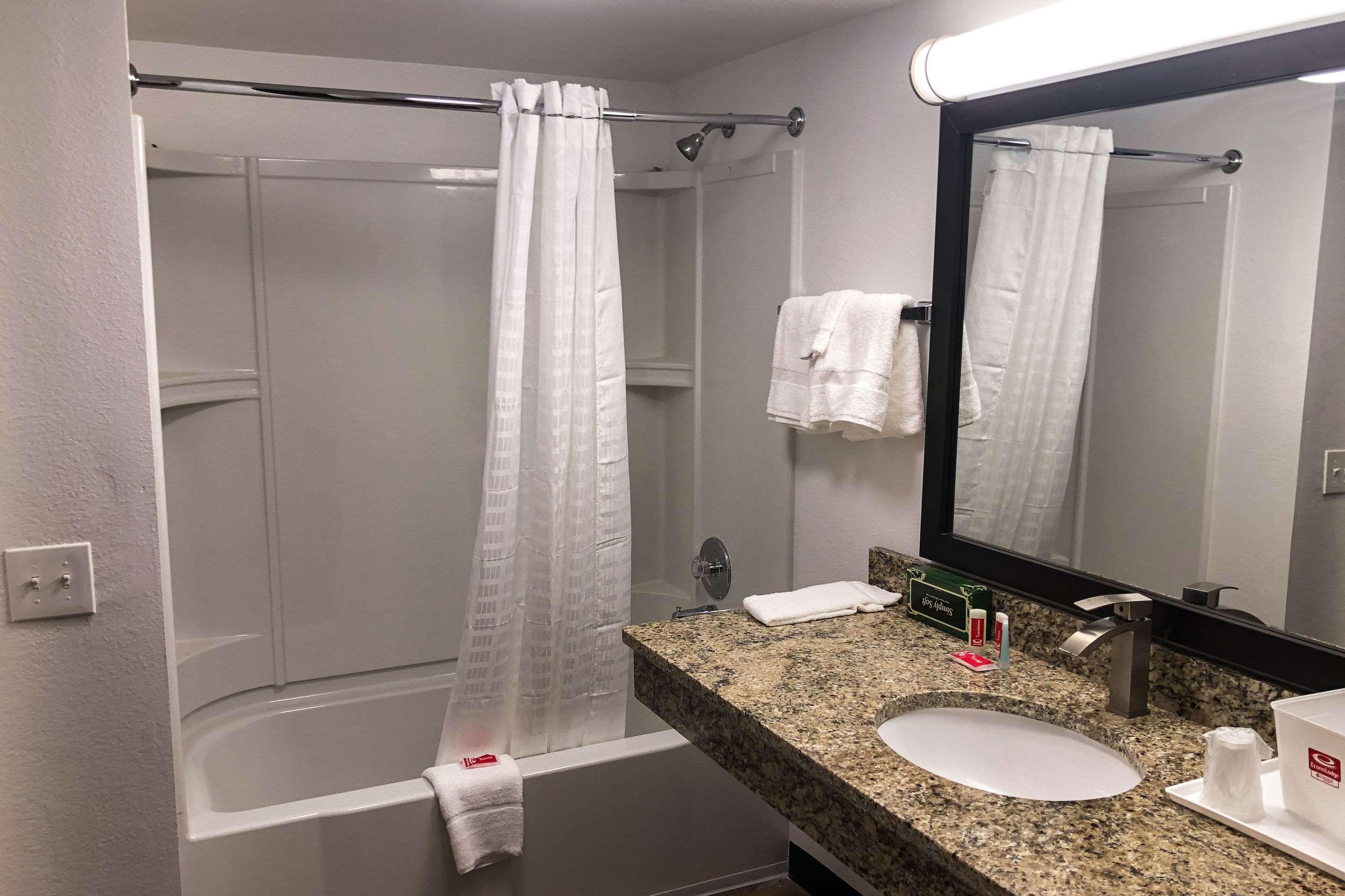 Econo Lodge Lithonia Buitenkant foto
