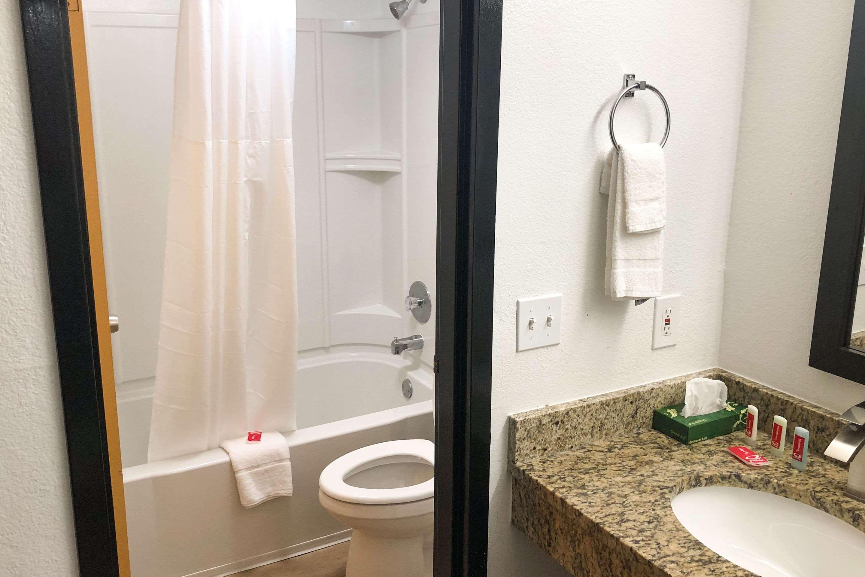 Econo Lodge Lithonia Buitenkant foto